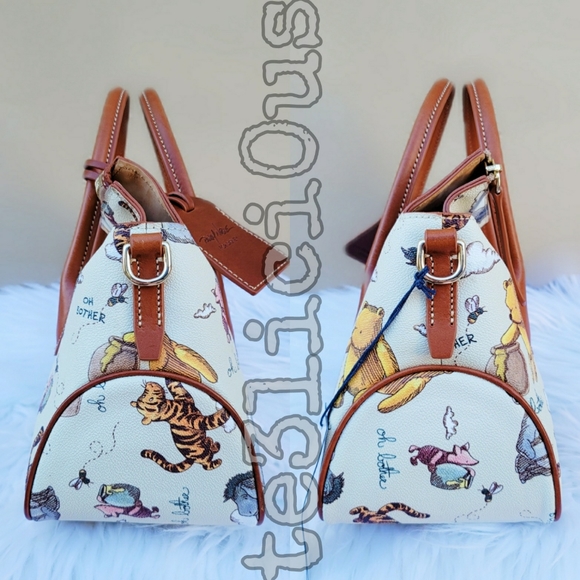 DISNEY DOONEY & BOURKE WINNIE THE POOH SATCHEL - Picture 6 of 10